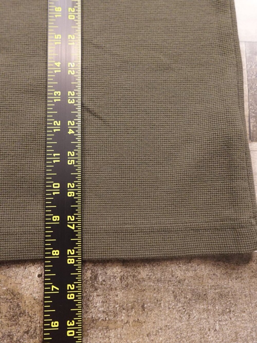 L.L.Bean Unshrinkable Mini-Waffle Henley Shirt‎ Men's Large Regular Olive Green - Picture 4 of 8
